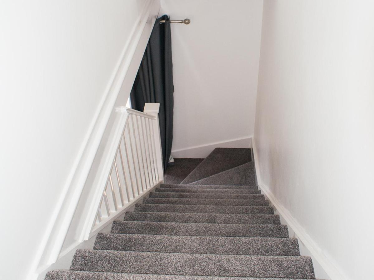 East Midland House Free Private Parking Fast Wifi Smart Tv With Garden Villa Kettering Eksteriør bilde